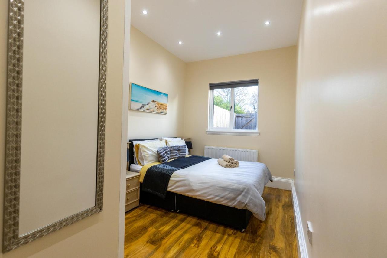 New 3-Bedroom Apartment Close To City Centre EDI Kültér fotó